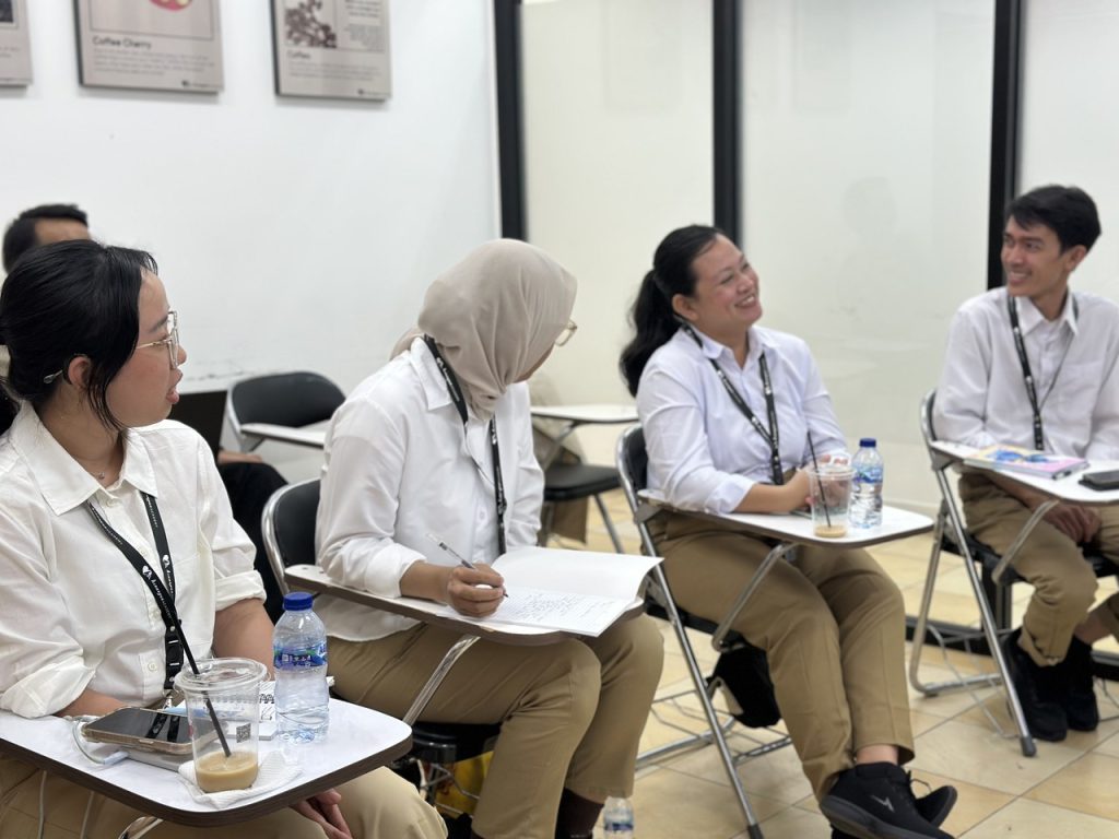 peserta barista tuli onboarding kerja inklusif